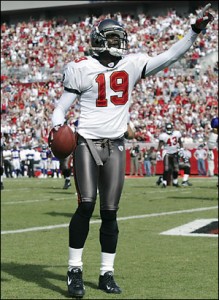 Keyshawn Johnson wouldn't take any shots at Chucky, who kicked him off the Bucs in 2003
