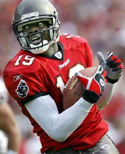 Hard to believe former Bucs WR Keyshawn Johnson was most hated in team history.