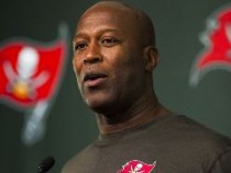 lovie smith 0729