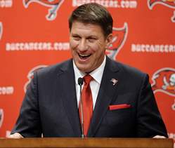 Bucs GM Jason Licht announces who will return punts and kicks for the Bucs today.