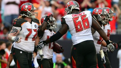 Longtime NFL offensive coordinator and former Chargers head coach Kevin Gilbride talks about the Bucs' second pick in the draft