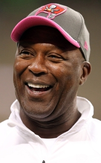 Local writer believes Lovie Smith has been deceitful with fans from his first day on the job.