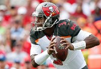 Jameis goes to bat for his crop of receivers. (Photo courtesy of Buccaneers.com.)