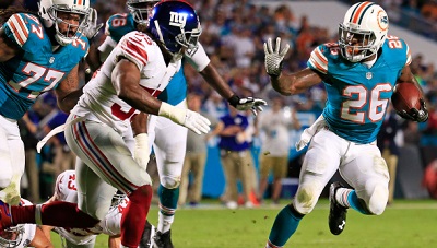 New York Giants v Miami Dolphins