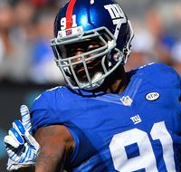 Bucs have courted ex-Giants DE Robert Ayers