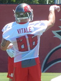 Rookie Dan Vitale draws love from a Bucs legend