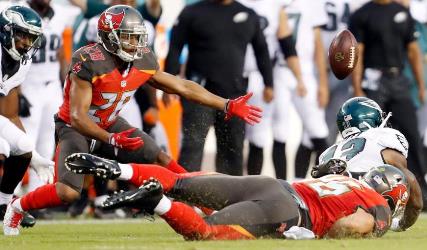 Vernon Hargreaves and the Bucs corners had a solid outing. (Photo courtesy of Buccaneers.com.)