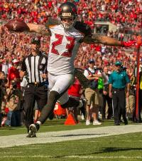 Chris Conte scores on his pick-six. (Photo courtesy of Buccaneers.com.)