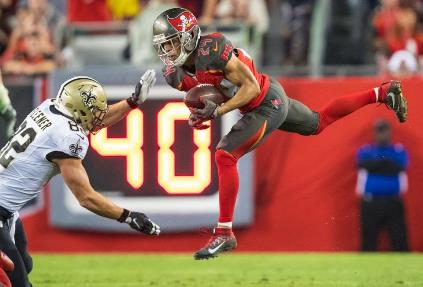 Brent Grimes hauls in a pick against Drew Brees. (Photo courtesy of Buccaneers.com)