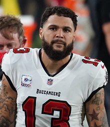 You can't half-a** anything with Tom Brady: Mike Evans says