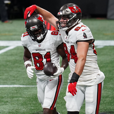 Featured image of post Bucs Redskins Playoff Game - The lions, packers, redskins and bucs are all vying for the playoffs as the nfl turns to the final week of the regular season.