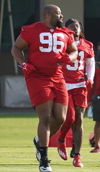 tampa bay buccaneers akiem hicks