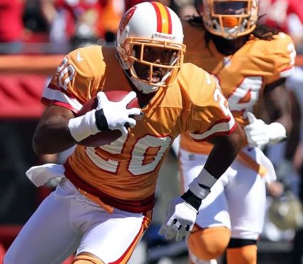 Buccaneers will wear Creamsicle uniforms for throwback game vs. Lions in  2023 - Bucs Nation